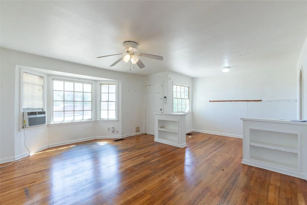 2328 Ave D, Abilene
