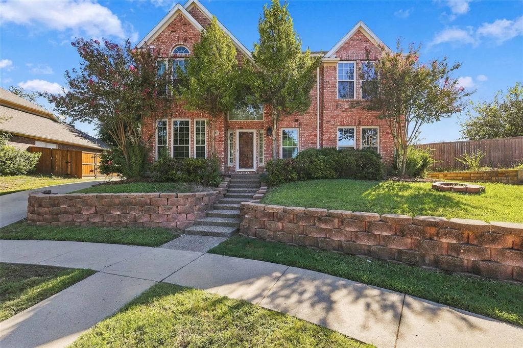 202 Devonshire Court, McKinney