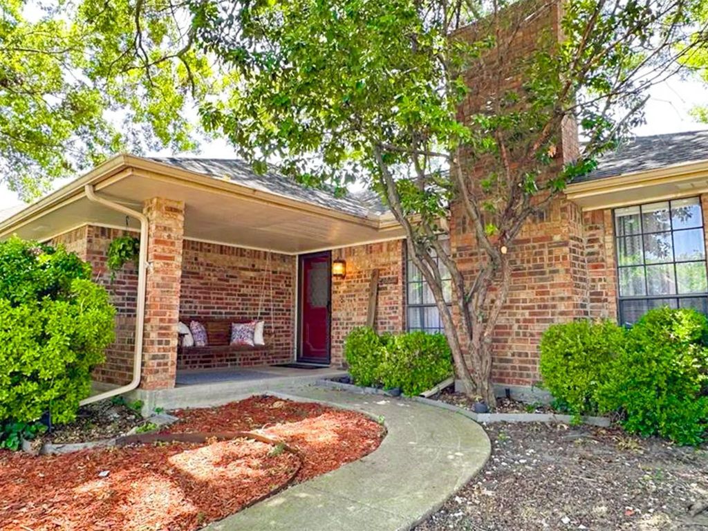 407 Shoretrail Drive, Rockwall