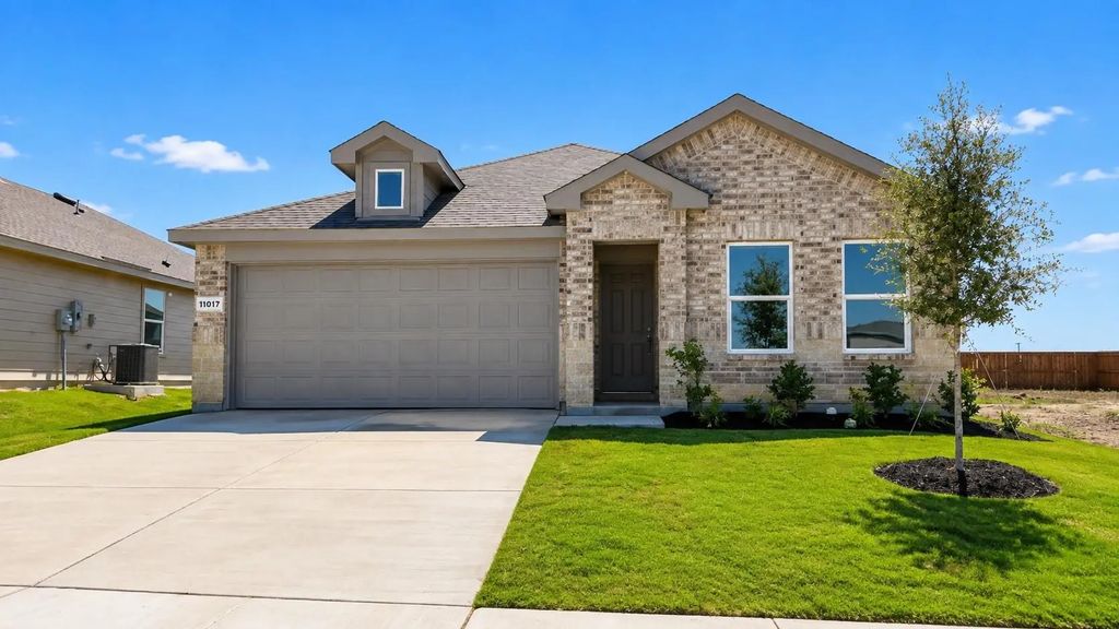 11017 Lone Ranger Lane, Fort Worth