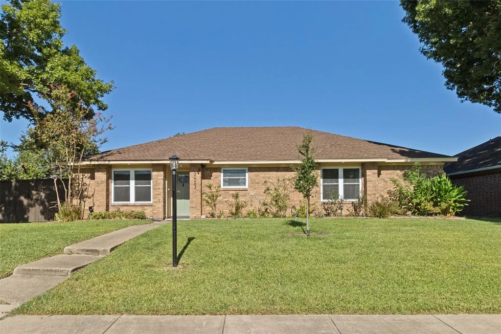 2623 San Saba Street, Mesquite