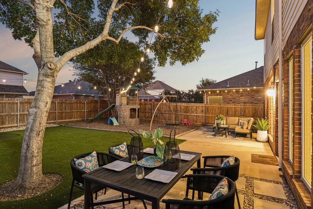 3737 Brandywine Lane, Fort Worth
