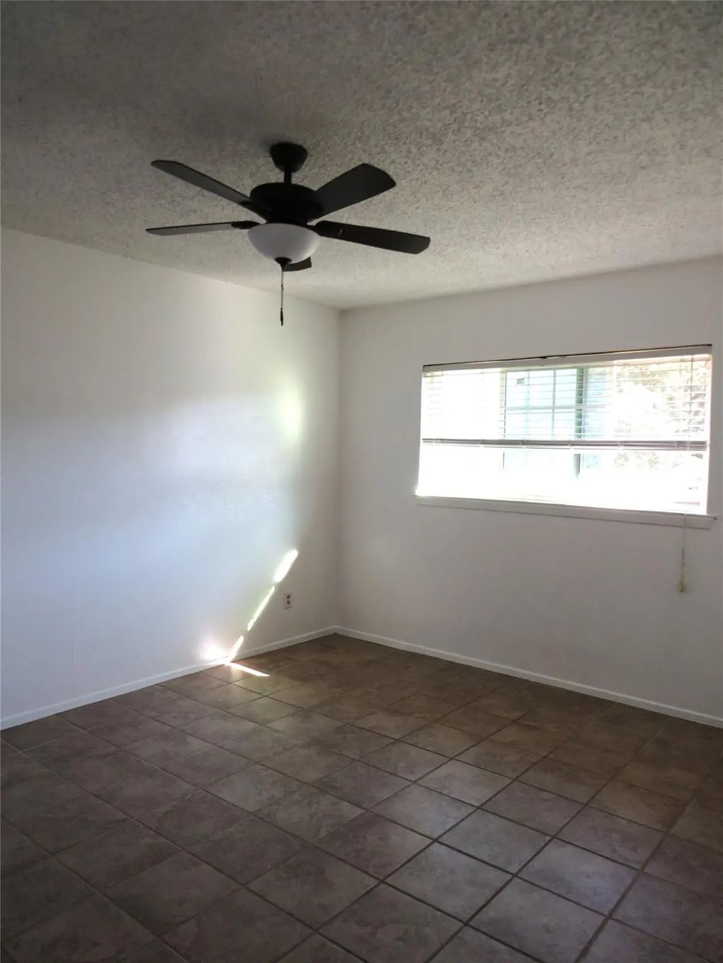 2500 Bowling Green Street B, Denton