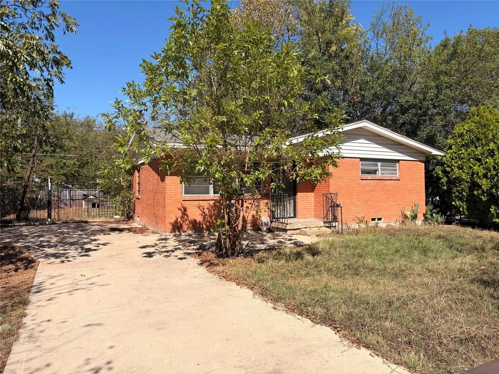8109 Burroaks Drive, Dallas