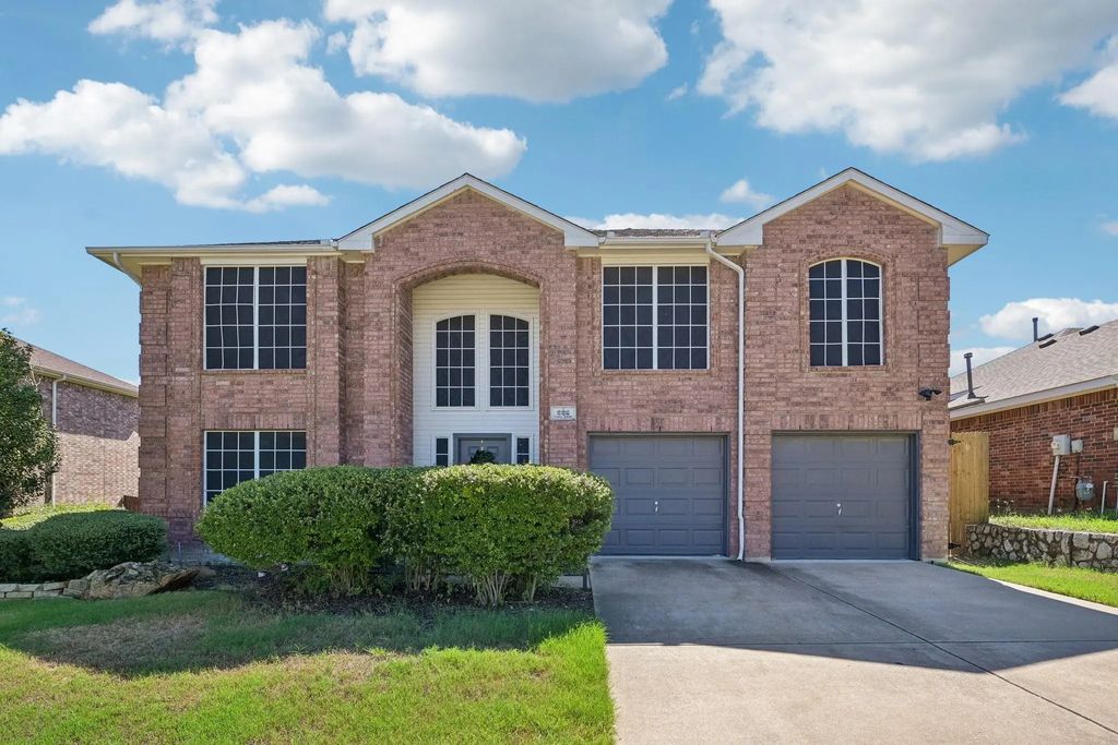 222 Cozy Lane, Cedar Hill
