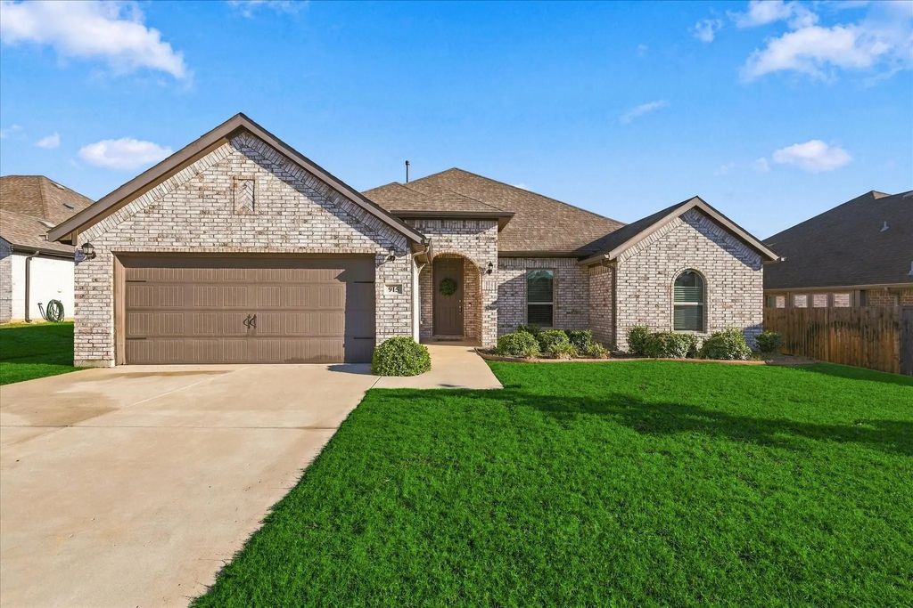 915 Timber Ridge Drive, Justin