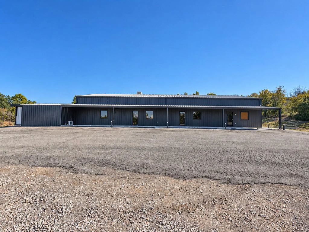 2524 Azle Highway, Weatherford
