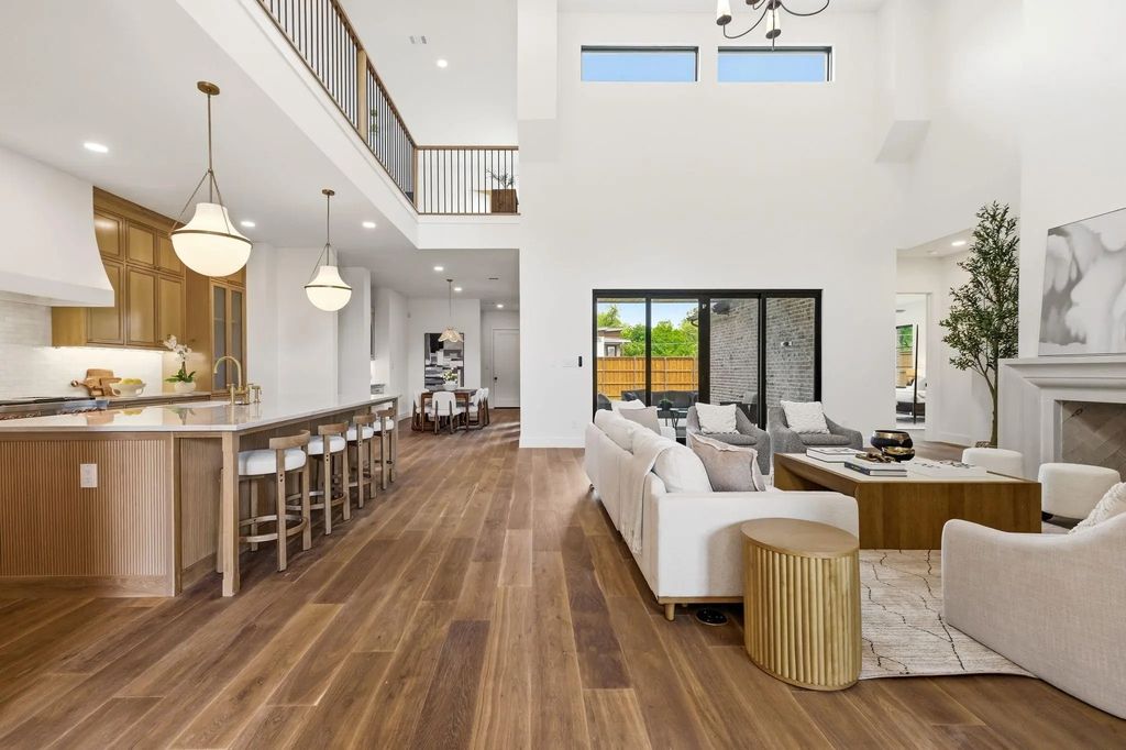 7153 Cornelia Lane, Dallas
