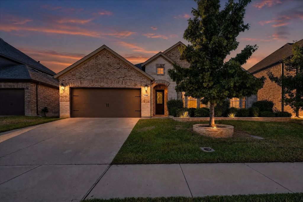 7105 Elk Springs Drive, Argyle