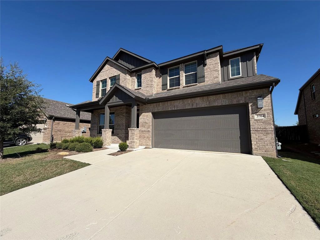 3704 Bluestem Boulevard, Argyle