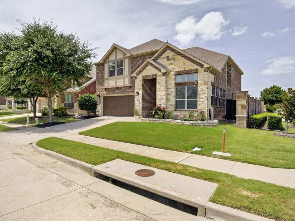 702 Callaway Drive, Allen