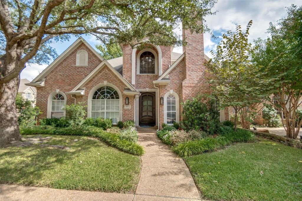 9352 Stratford Way, Dallas