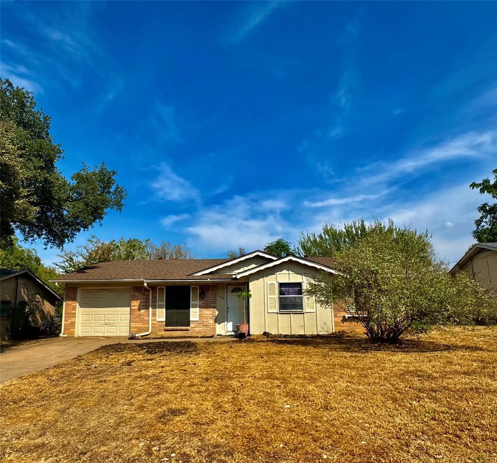 1104 Crane Drive, Euless