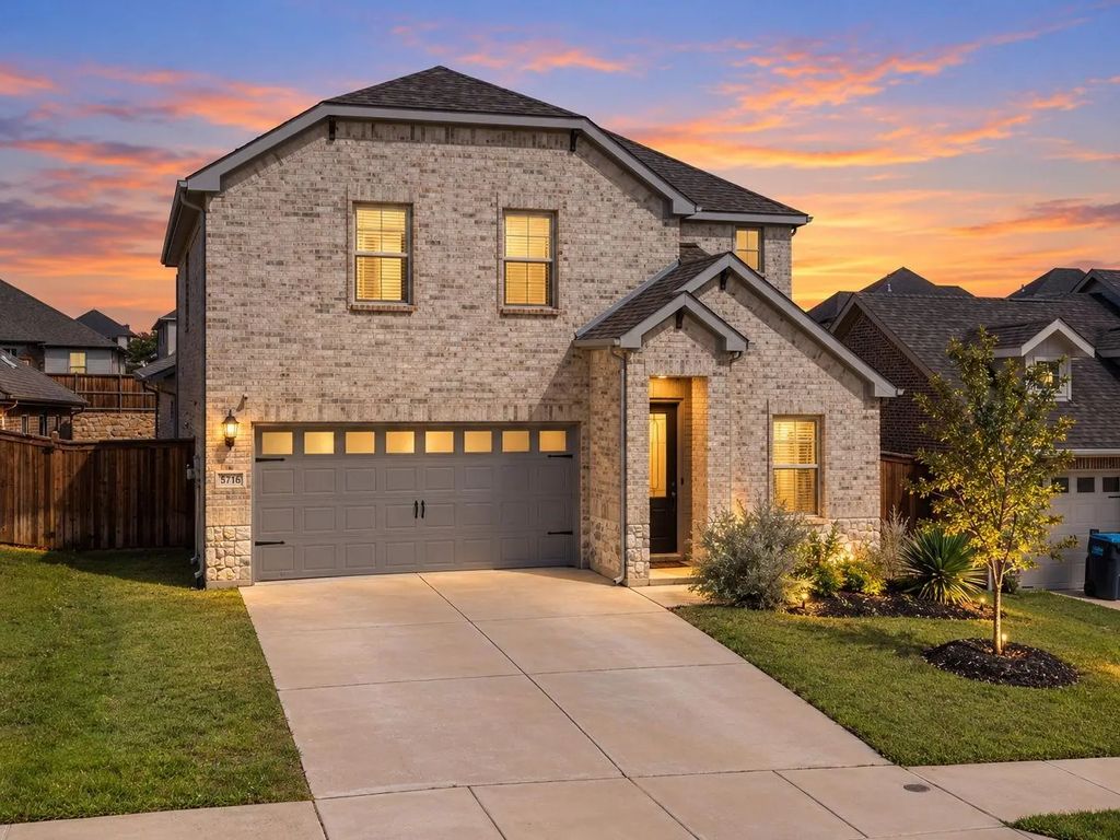 5725 Castle Peak Bend, Fort Worth