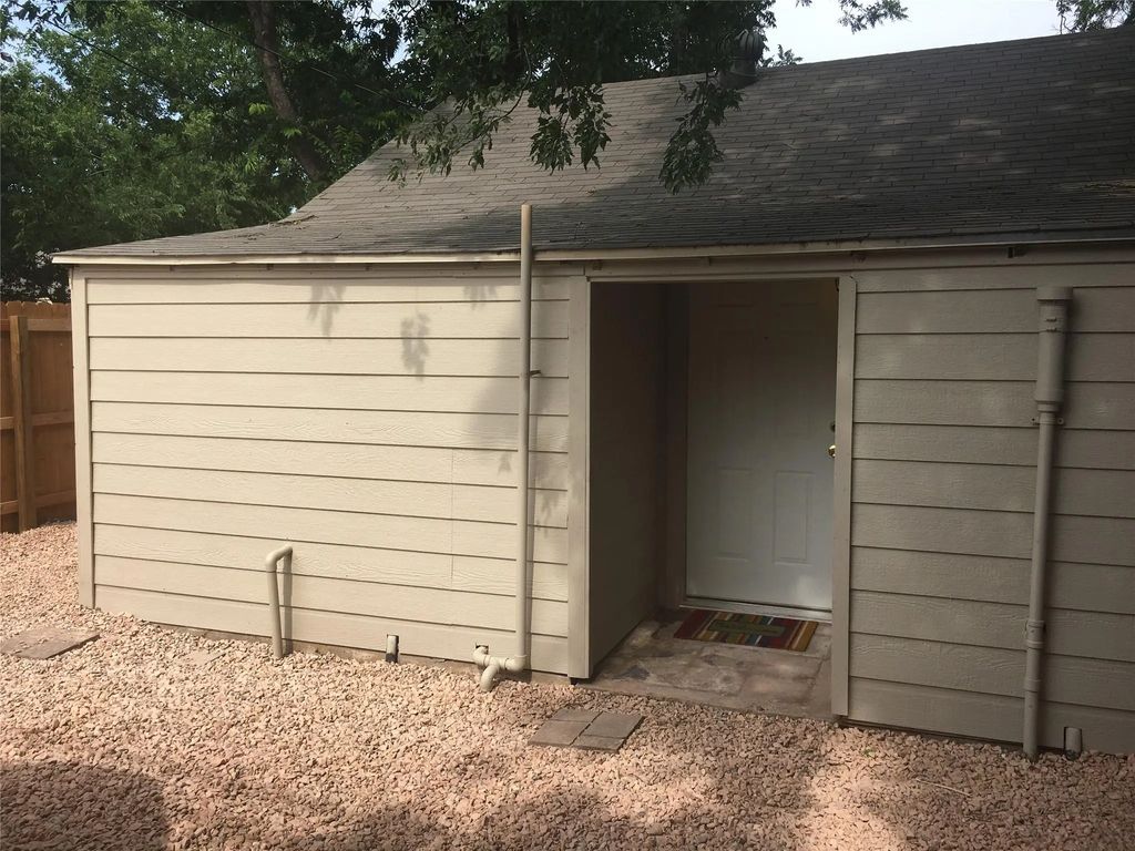 1910 Chestnut Street B, Abilene