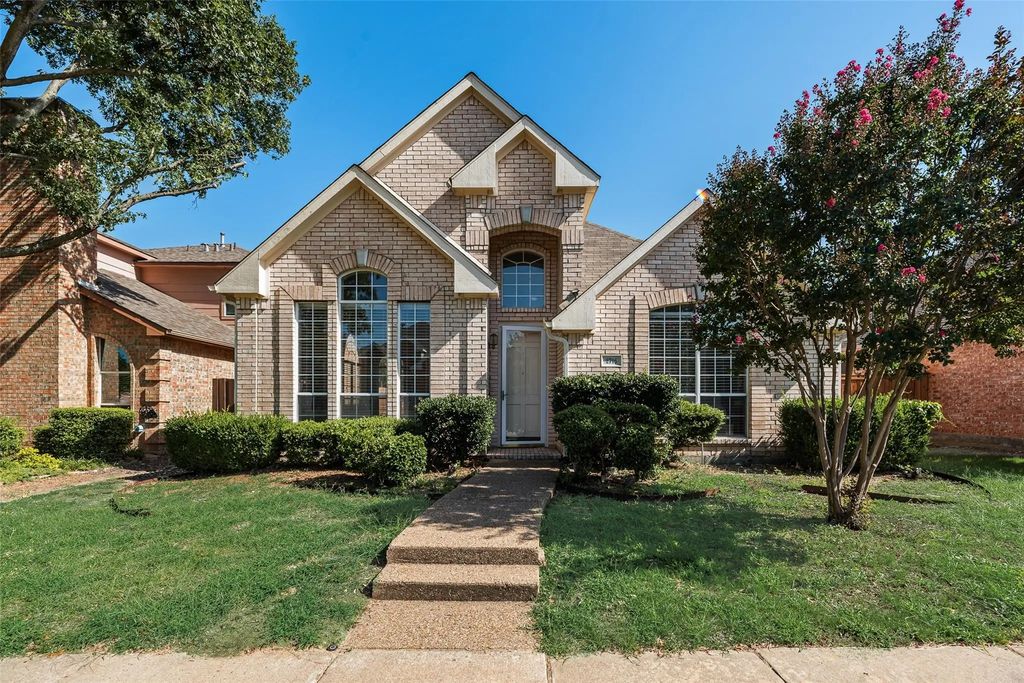 2716 Carnation Drive, Richardson