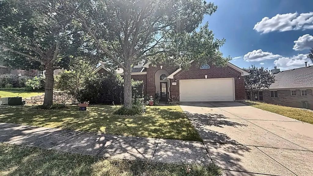 1336 Canyon Creek Road, Wylie