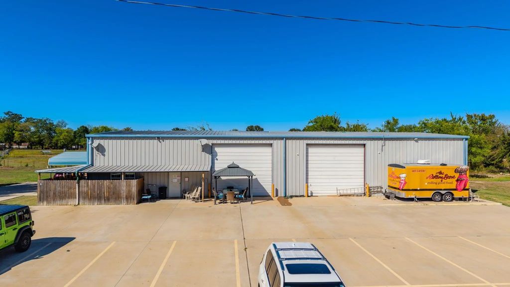 4216 W State Highway 154, Yantis
