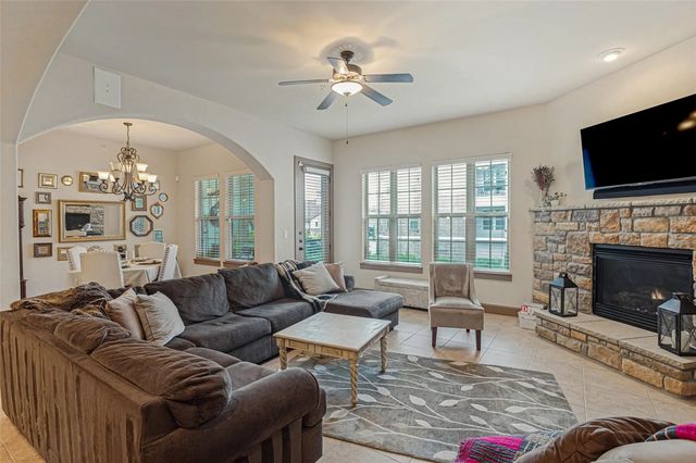 610 Via Ravello 212, Irving