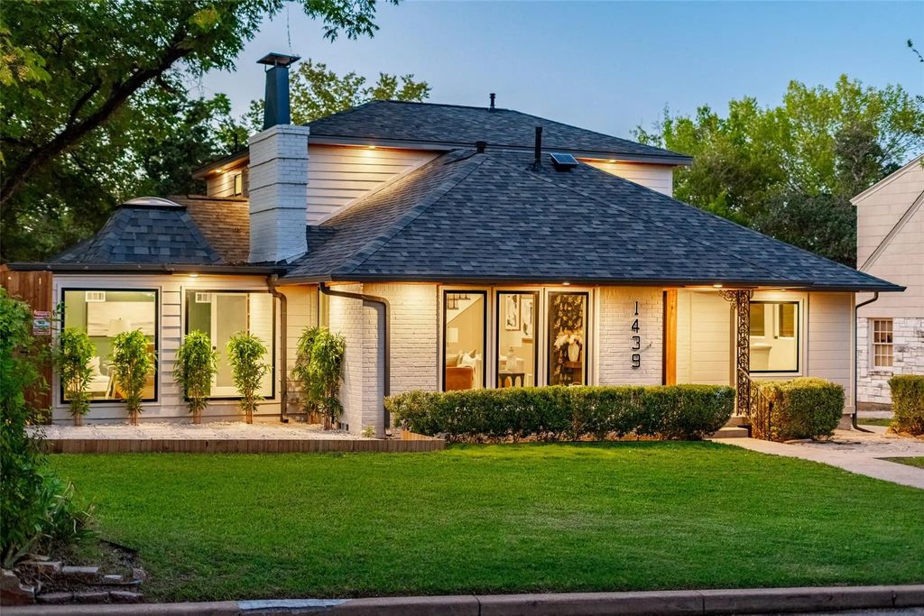 1439 Junior Drive, Dallas