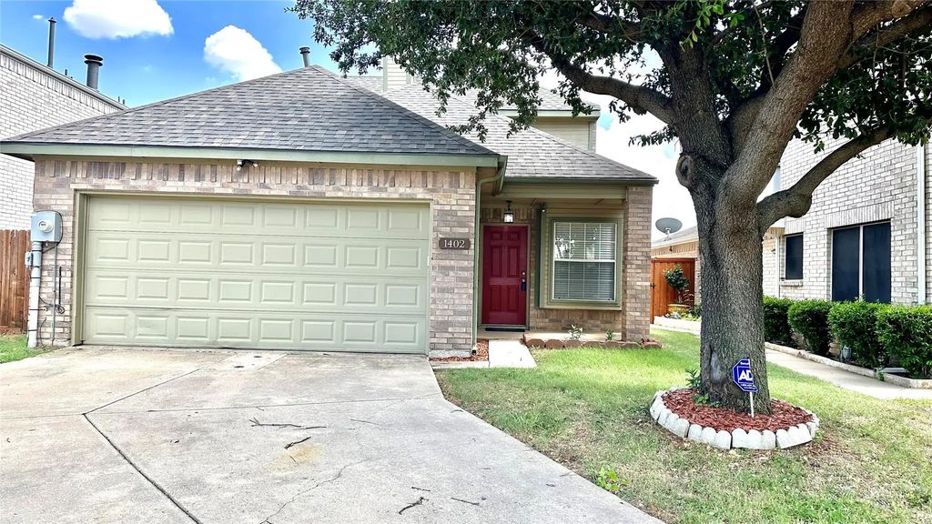 1402 Peregrine Street, Lewisville