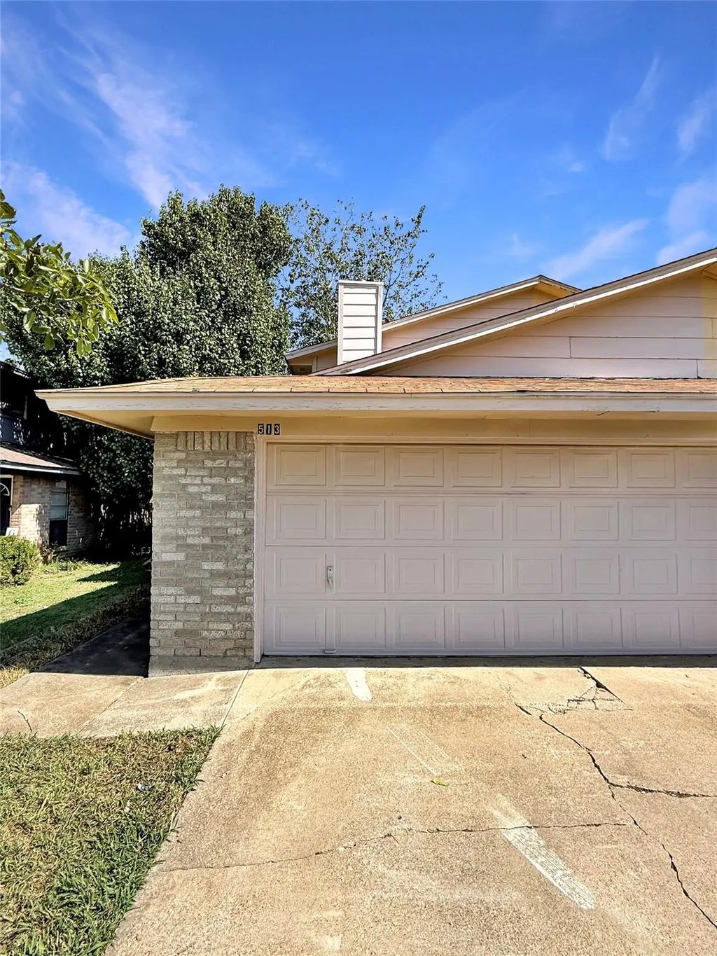 513 S Las Vegas Trail, White Settlement