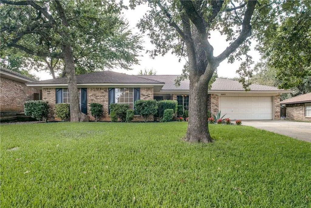5605 Trails Edge Drive, Arlington