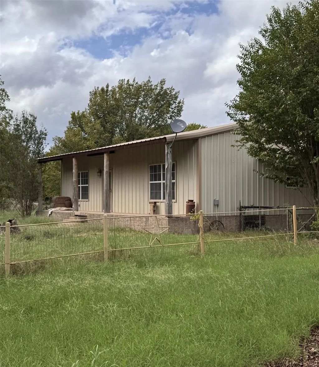 1401 Indian Camp Road, Weatherford