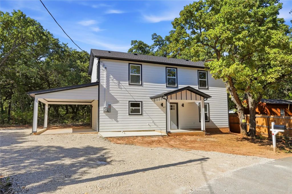 327 Boone, Alvarado
