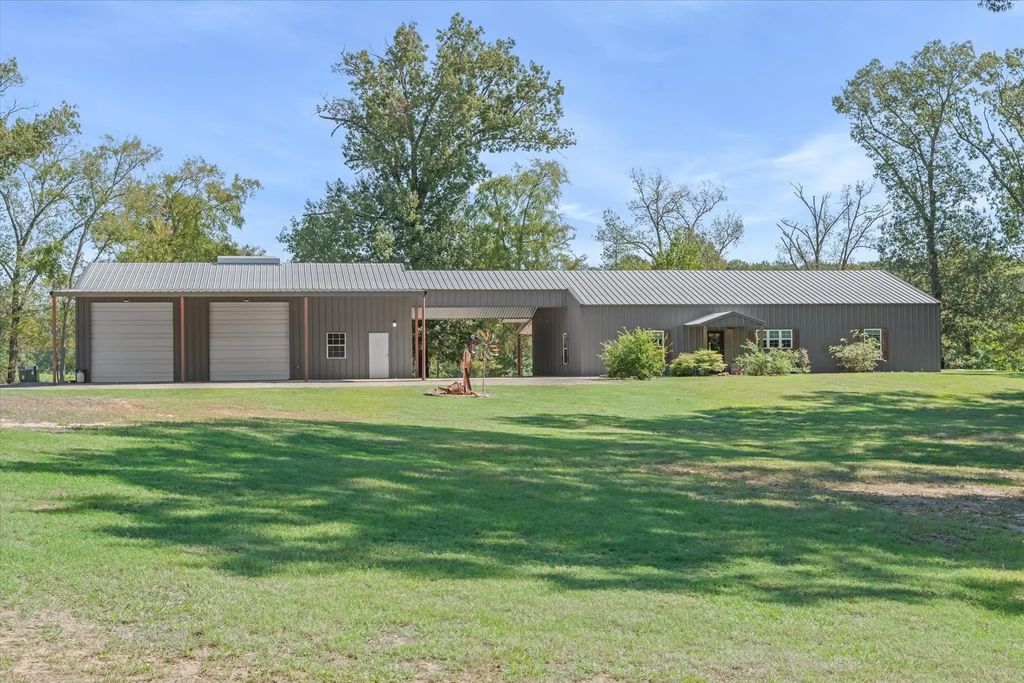 1143 Vz County Road 4602, Ben Wheeler