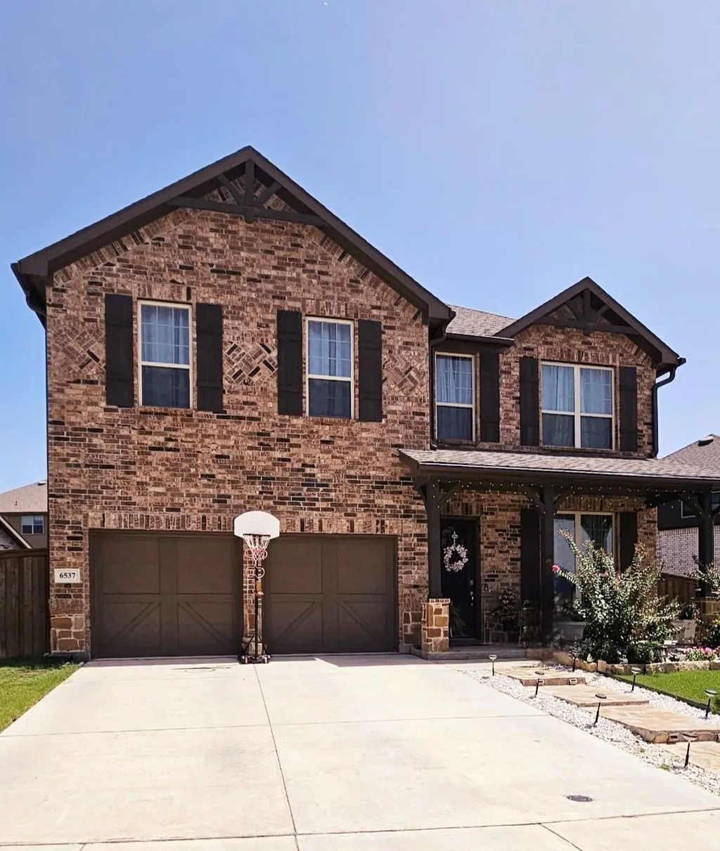 6537 Texas Cowboy Drive, Fort Worth