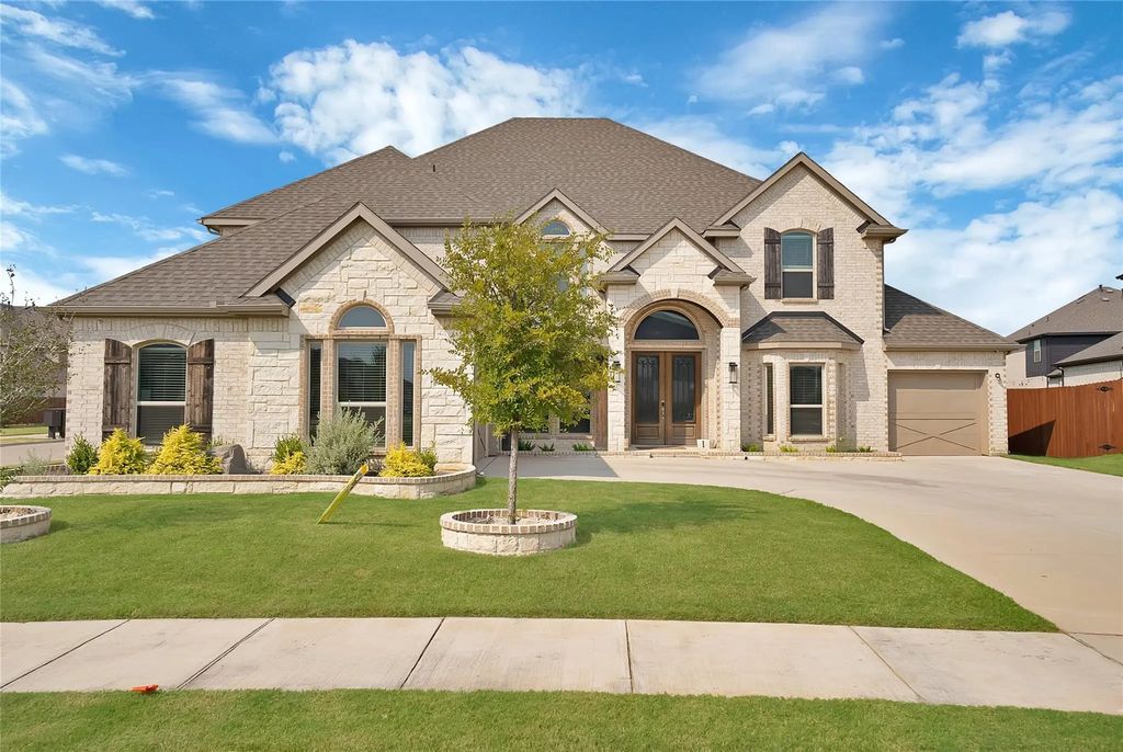 2208 Birdwatch Lane, Mansfield