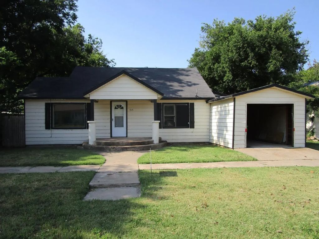 515 W Mclain Street, Seymour