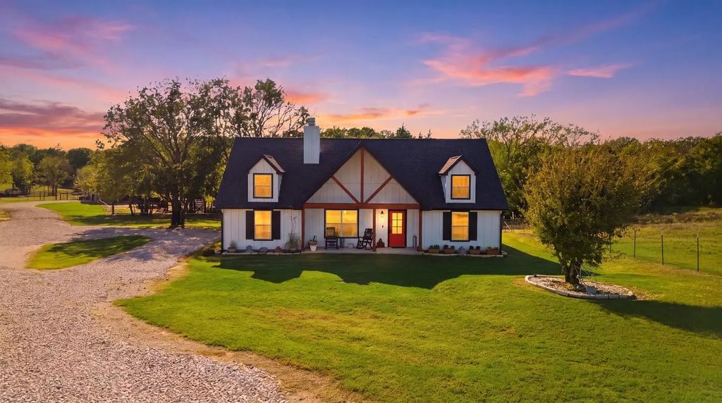 71 County Rd 1266, Whitesboro