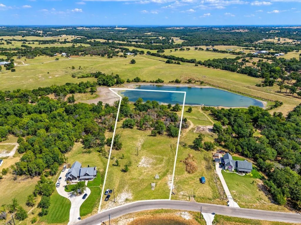 297 Zebrastone Way, Poolville