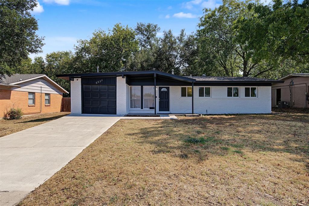 5537 Wheaton Drive, Fort Worth