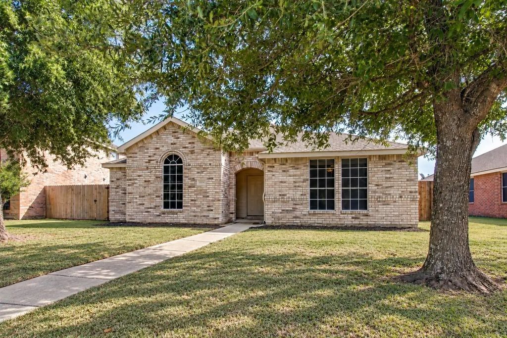 1604 Brice Drive, Royse City