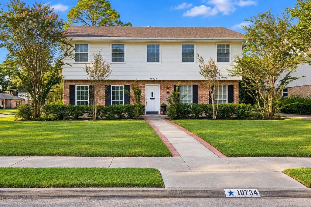 10734 Candlewood Drive, Houston