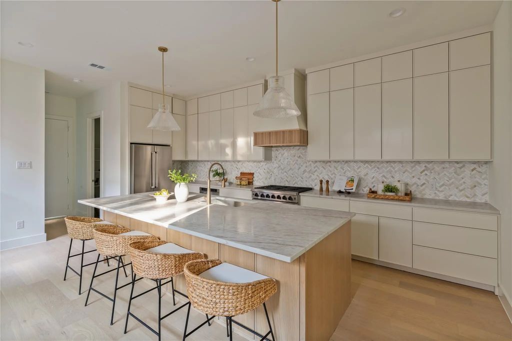 6002 La Vista Drive, Dallas
