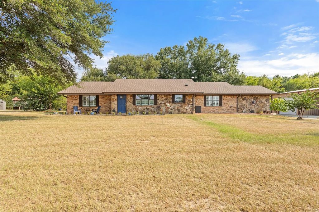 378 Eagle Road, Gilmer