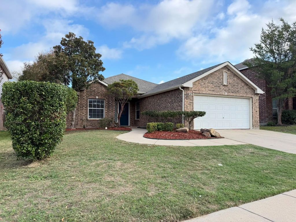 4413 Chris Drive, Fort Worth