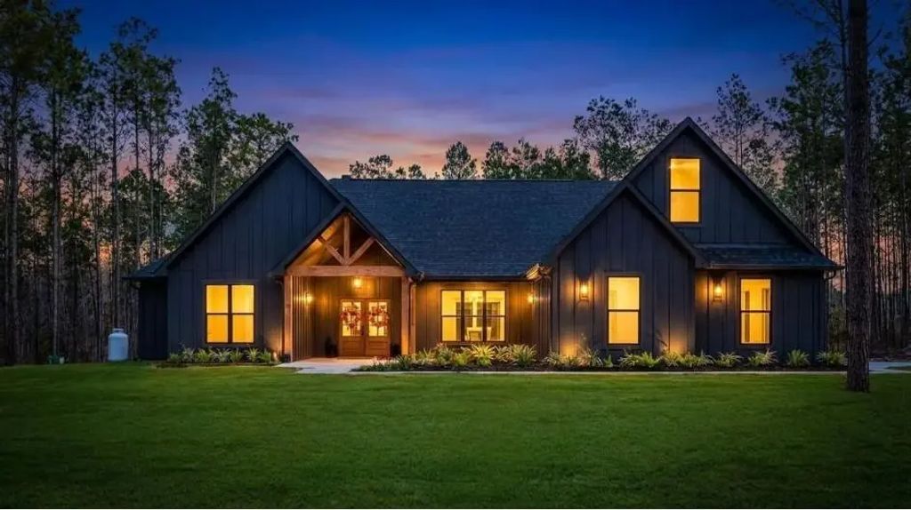 589 Big Buck Drive, Moscow
