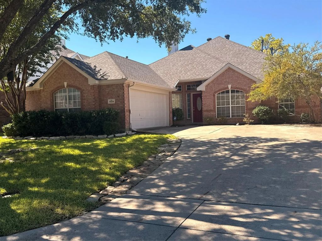 7804 Brook Meadow Lane, Fort Worth