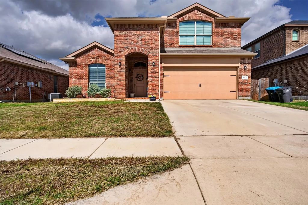 917 Doe Meadow Drive, Fort Worth