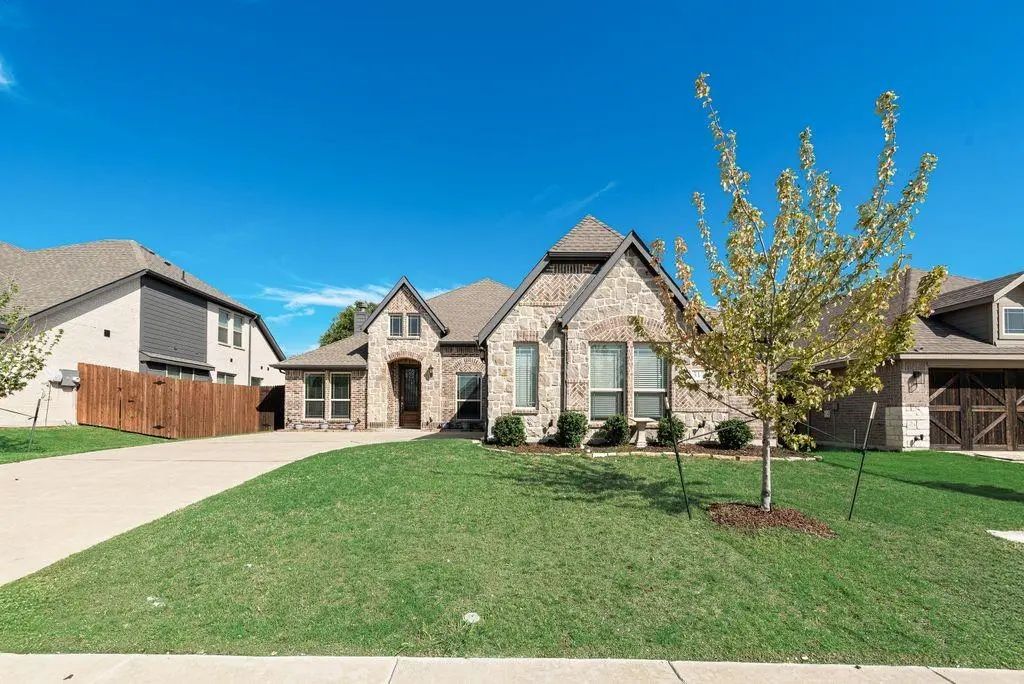 317 Resting Place Road, Waxahachie