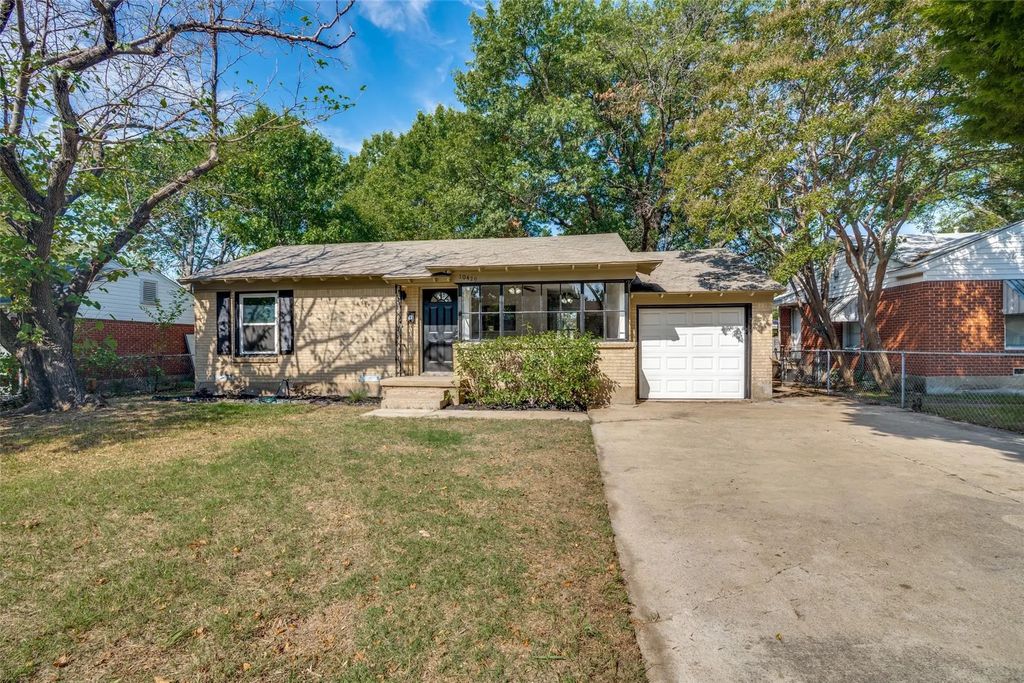 10429 Aledo Drive, Dallas