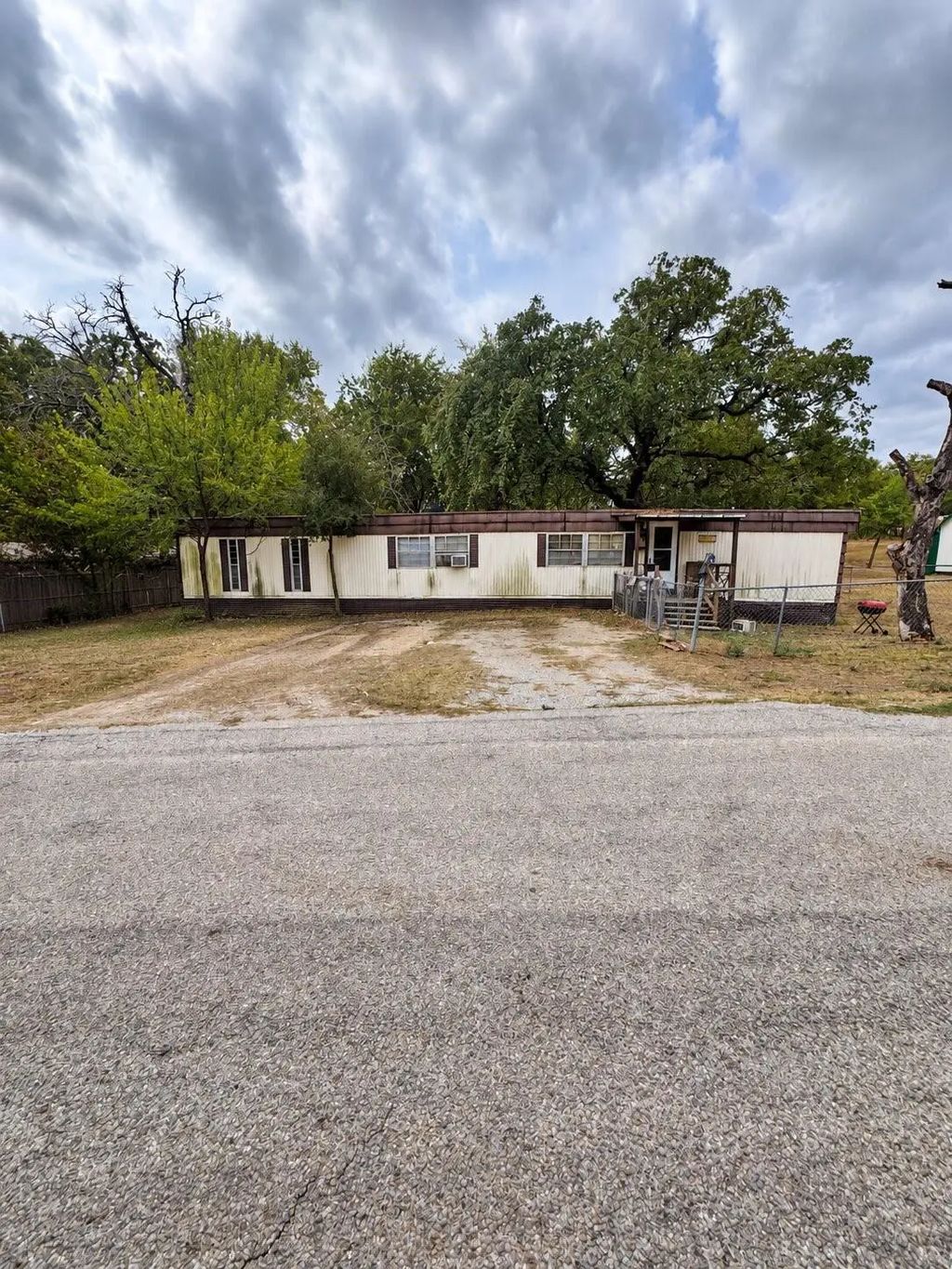 7241 Willow Creek, Fort Worth