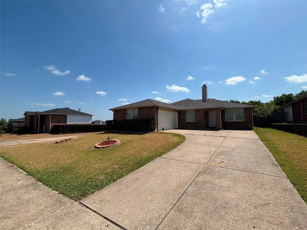 2733 Ingram Circle, Mesquite