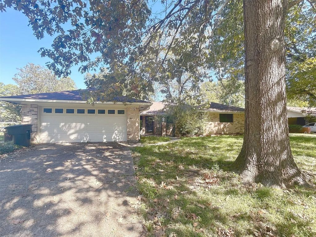 6240 N Inwood Road, Shreveport