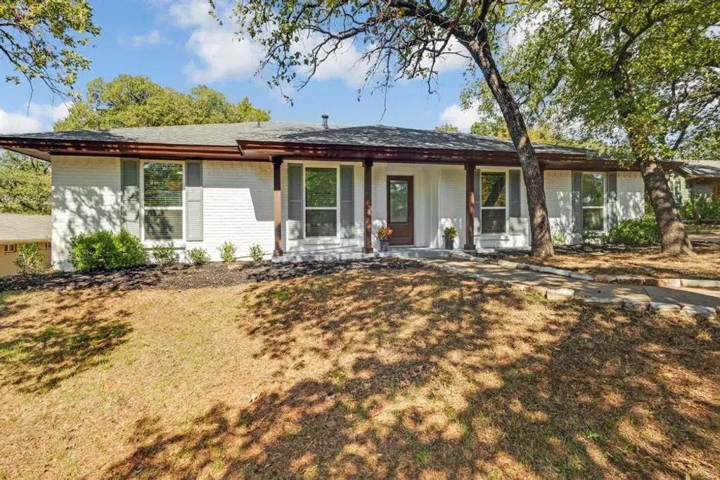 1137 Melissa Drive, Keller